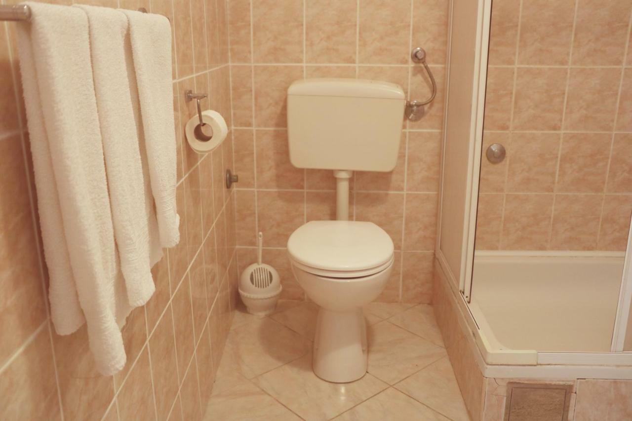 Apartment Cuce Rogotin Bagian luar foto